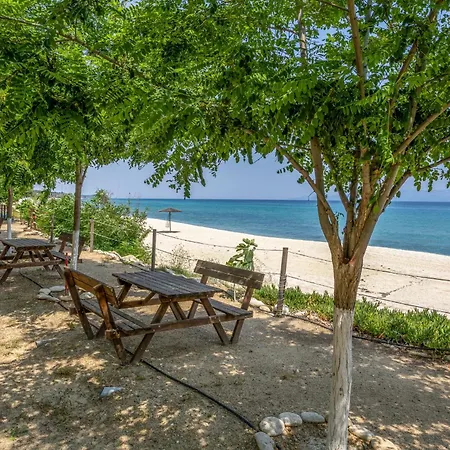 Sarakina Caravans By The Sea