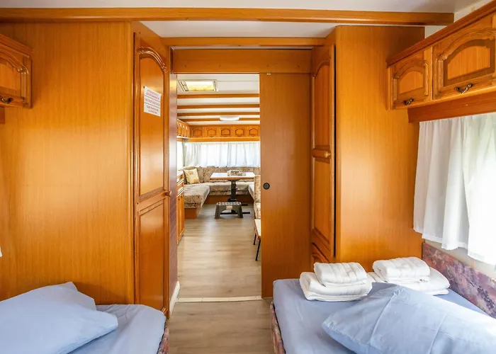Sarakina Caravans By The Sea Camping