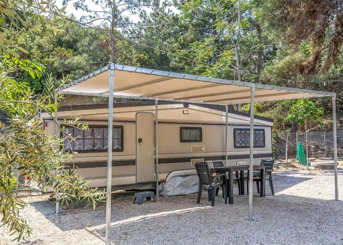 Camping Sarakina Caravans By The Sea Elaiokhorion