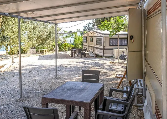 Sarakina Caravans By The Sea *